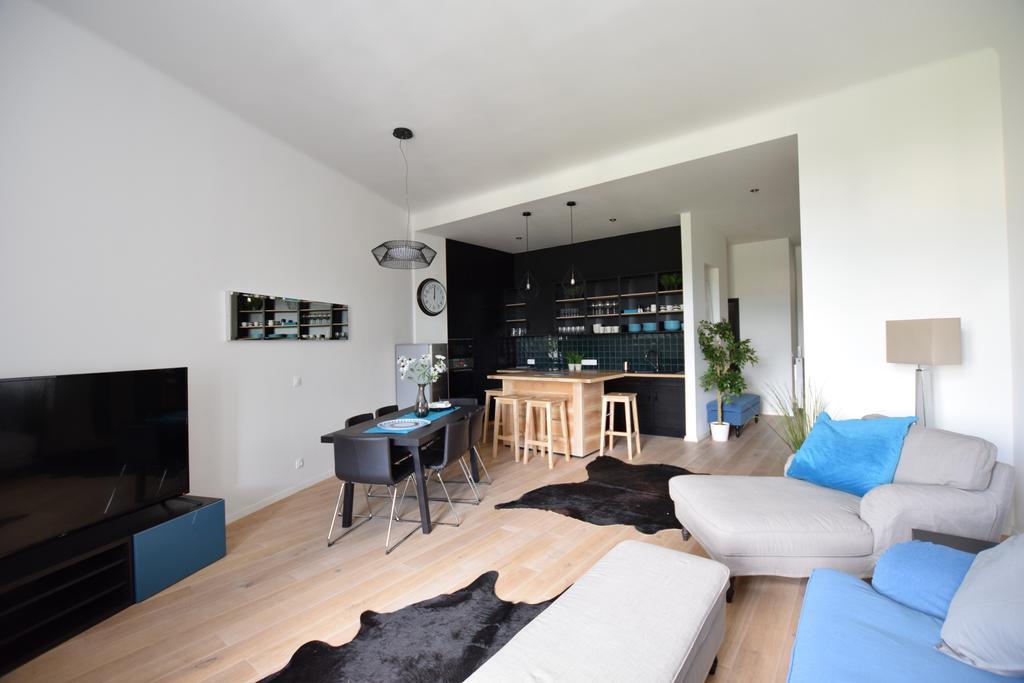 Luxury Apartment By Hi5 - Bajcsy Suite Budapest Esterno foto