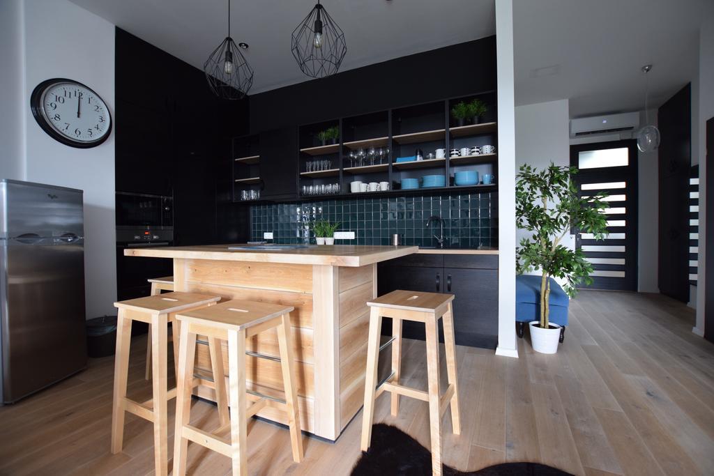 Luxury Apartment By Hi5 - Bajcsy Suite Budapest Esterno foto