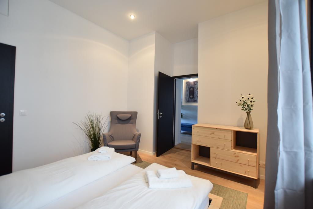 Luxury Apartment By Hi5 - Bajcsy Suite Budapest Esterno foto